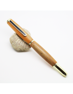 Athéna Plume Cade 2